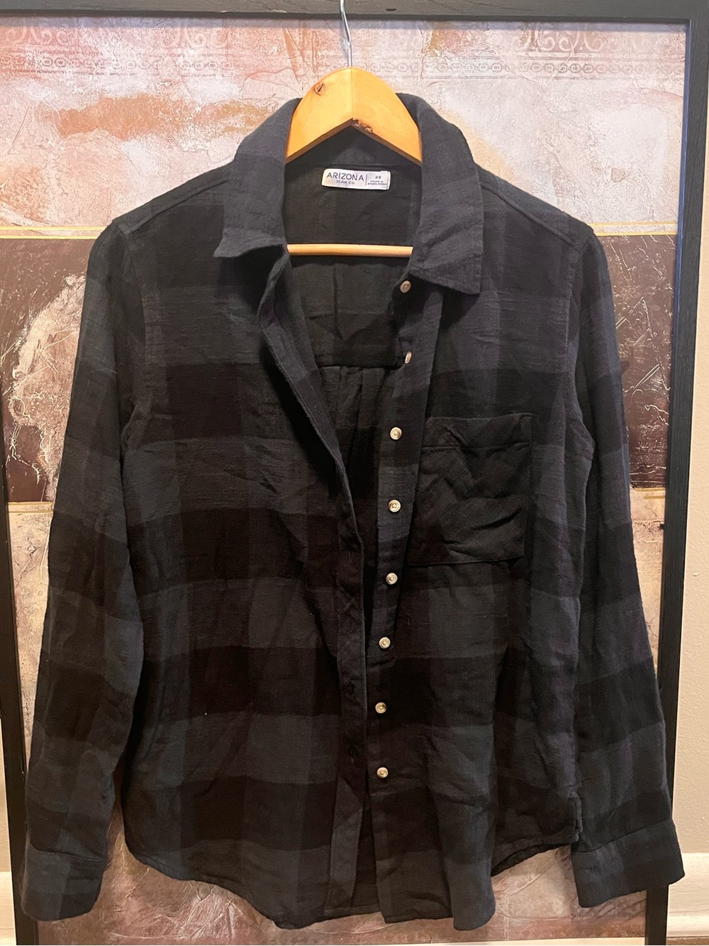 Arizona Jean Company Black Plaid Button-Down Shirt